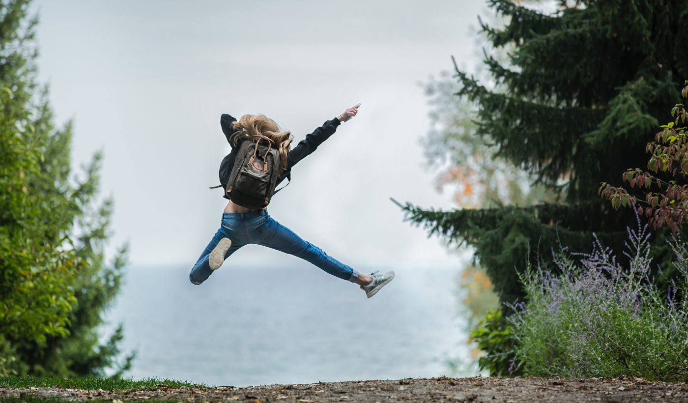 woman-jumping